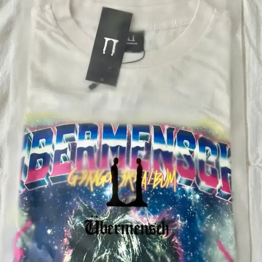 [BUNJANG] G-Dragon Ubermensch World Tour T-Shirt White / (정가이하) 지드래곤 위버멘쉬 월드 투어 티셔츠 화이트