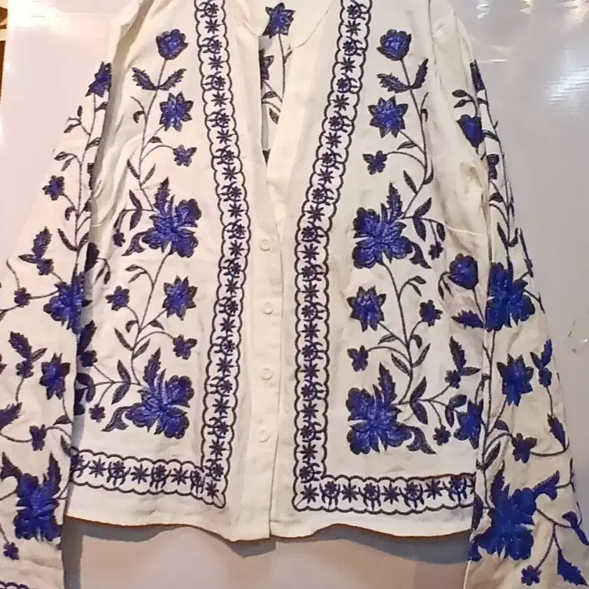 [BUNJANG] ZARA Blue Flower Embroidered Cotton Jacket S / 자라 블루 플라워 자수 코튼 자켓 S