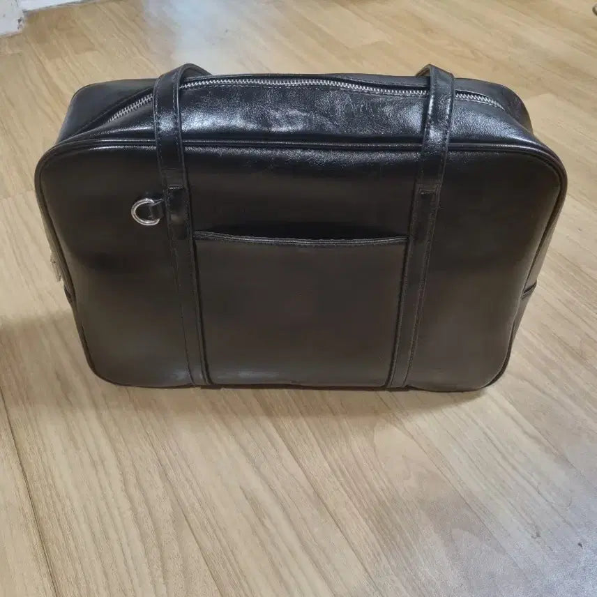 [BUNJANG] AA Seoul Black Square Shoulder Bag / aa seoul 블랙 스퀘어 숄더백