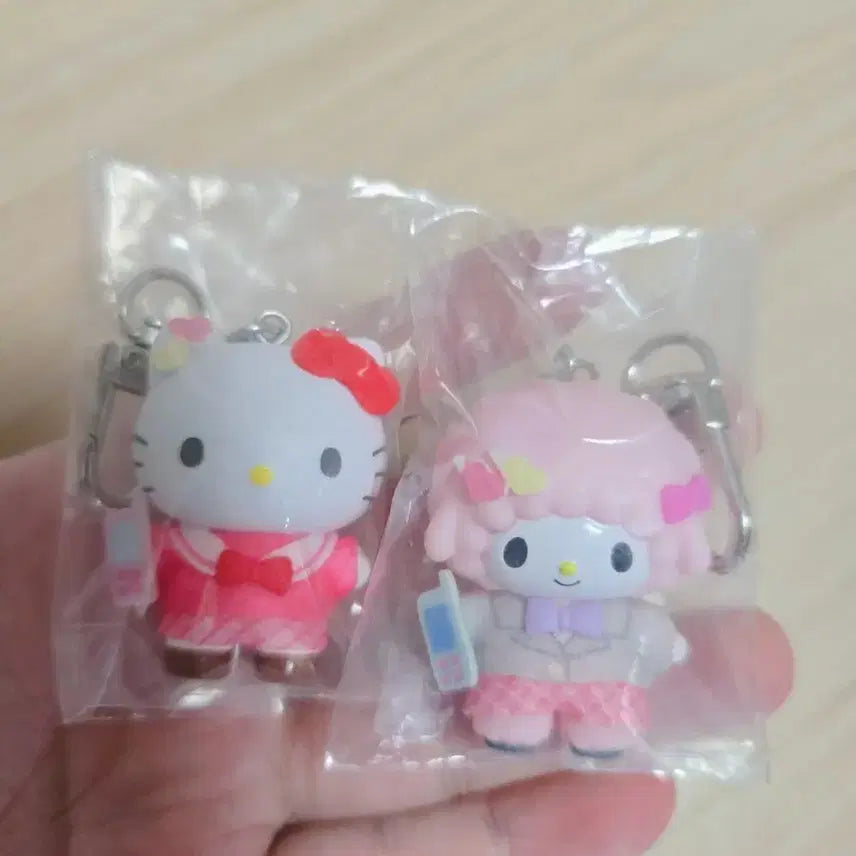 [BUNJANG] Chibitomo School Uniform Hello Kitty & My Sweet Piano Bundle Set / 치비토모 교복 헬로키티,마이스윗피아노 일괄