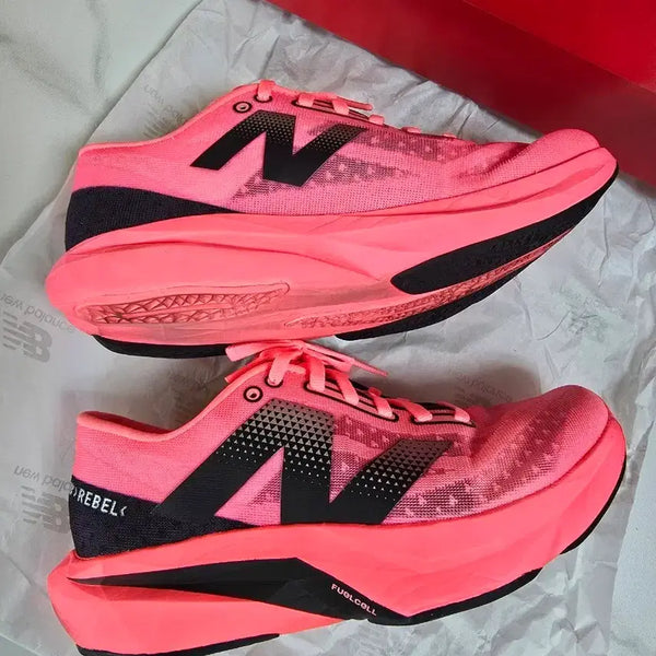 [BUNJANG] New Balance FuelCell Rebel V3 Pink Women's Running Shoes / 뉴발란스 퓨어셀 레벨 V3 핑크 240
