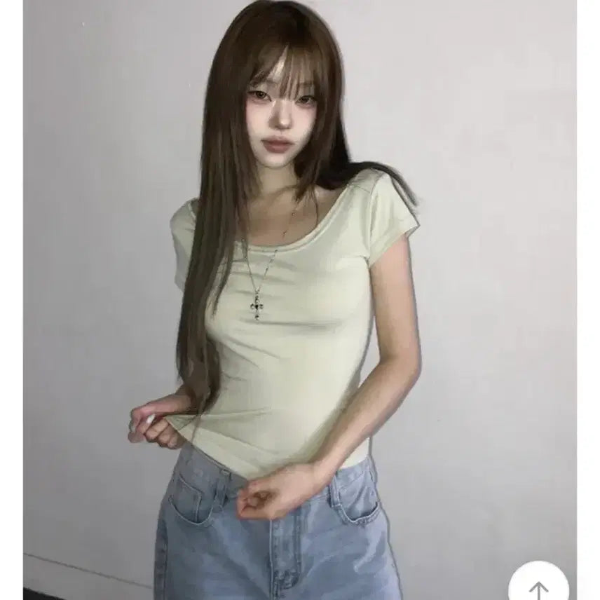 [BUNJANG] KISHI Simple Slim Span Deep U-Neck Basic Short-Sleeve T-Shirt / 새상품 키시 심플 슬림 스판 딥 유넥 기본 반팔티