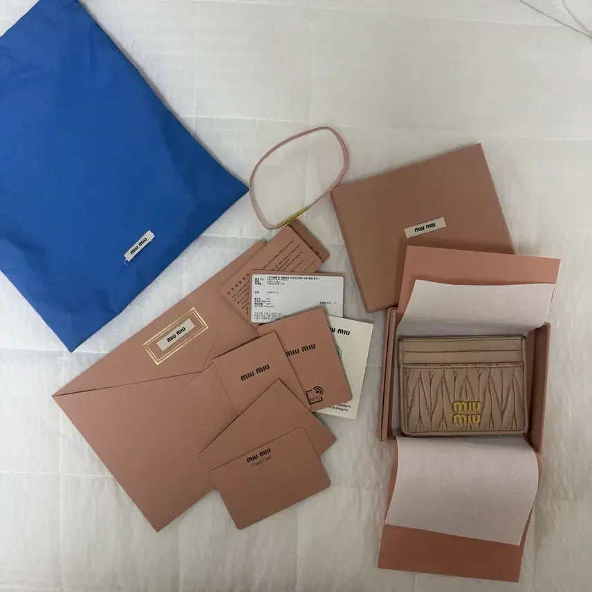 [BUNJANG] Miu Miu Matelassé Card Holder Pink / 미우미우 마테라쎄 카드지갑 핑크
