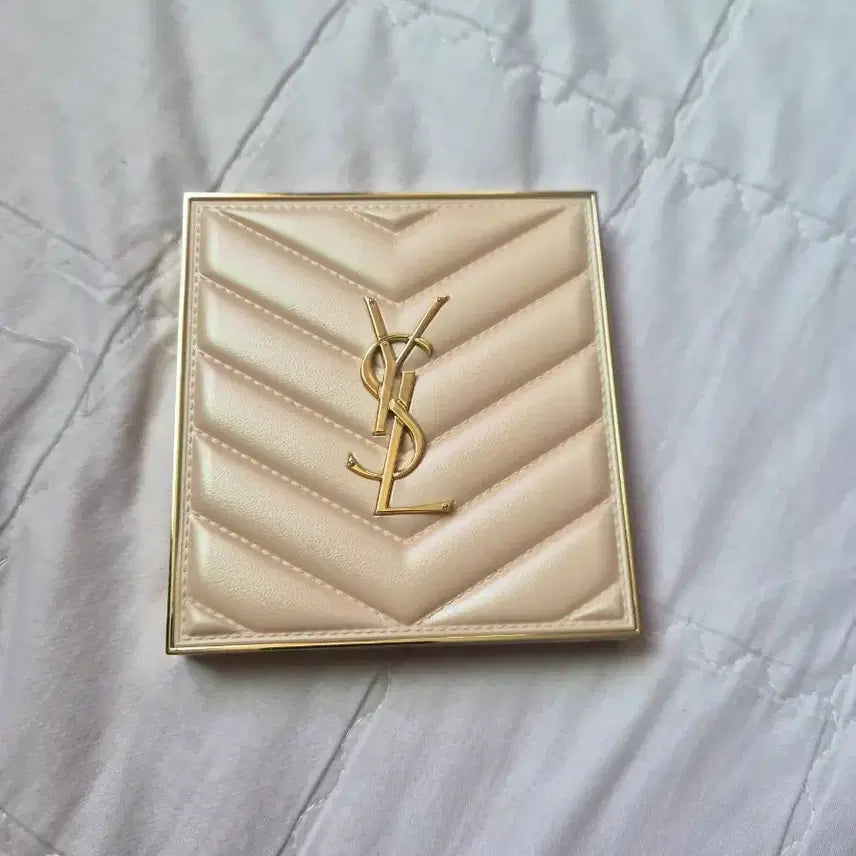 [BUNJANG] Yves Saint Laurent Couture Face Palette Limited Edition / 입생로랑 꾸뛰르 페이스 팔레트 한정판