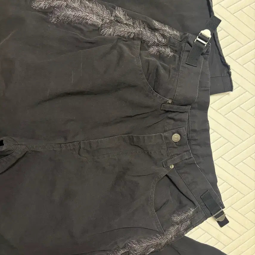 [BUNJANG] Politeru 1011 Goshima Feather Deep Charcoal Pants / [2] 폴리테루 1011 페더 고시마 딥차콜
