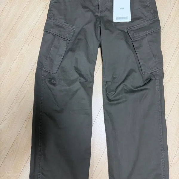 [BUNJANG] Pottery Cargo Pants Khaki Size 2 / 포터리 카고 카키 2사이즈