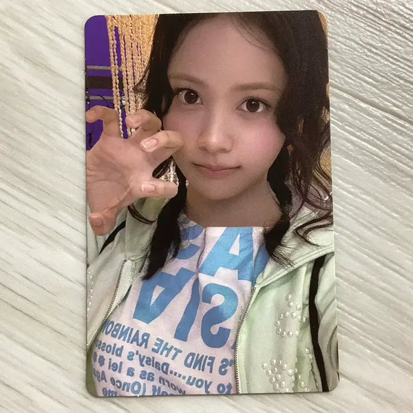 [BUNJANG] Hats to Hearts Carmen Lucky Draw Photocard / 하츠투하츠 카르멘 미공포 판매