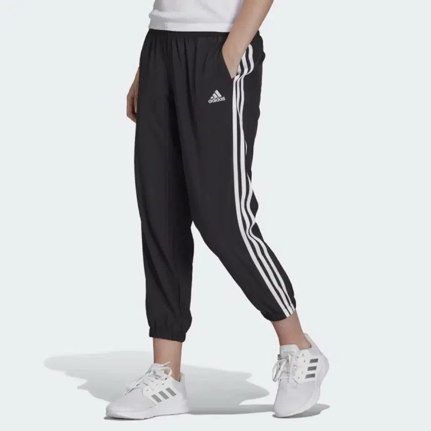 [BUNJANG] Adidas 3-Stripes Jogger Pants Women's Small / (새제품) 아이다스 3S 삼선 운동용 조거팬츠 여성용 스몰 매장정품