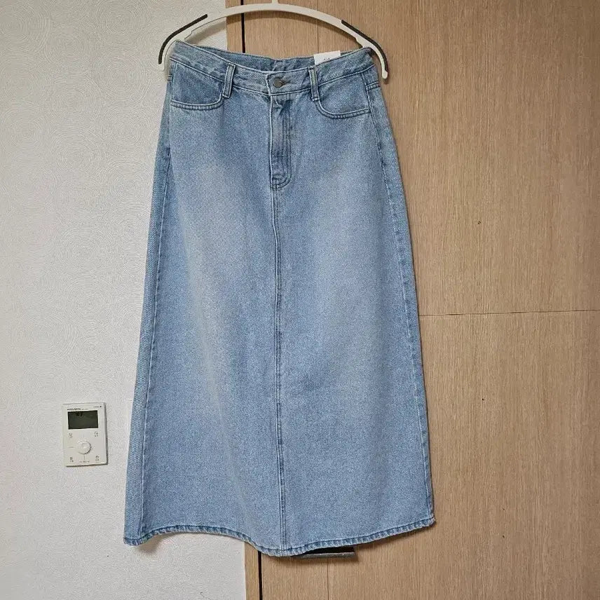 [BUNJANG] Light Wash Denim Long Skirt / 청 데님 롱 스커트 새옷 66까지