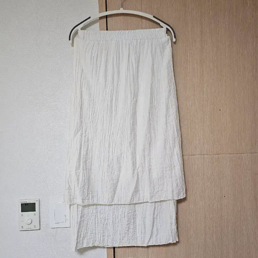 [BUNJANG] White Pintuck Long Skirt / 화이트 핀탁 롱 스커트 66까지