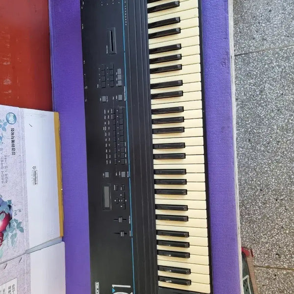 [BUNJANG] Ensonic SQ1 Synthesizer / 엔소닉 SQ1 신디사이저