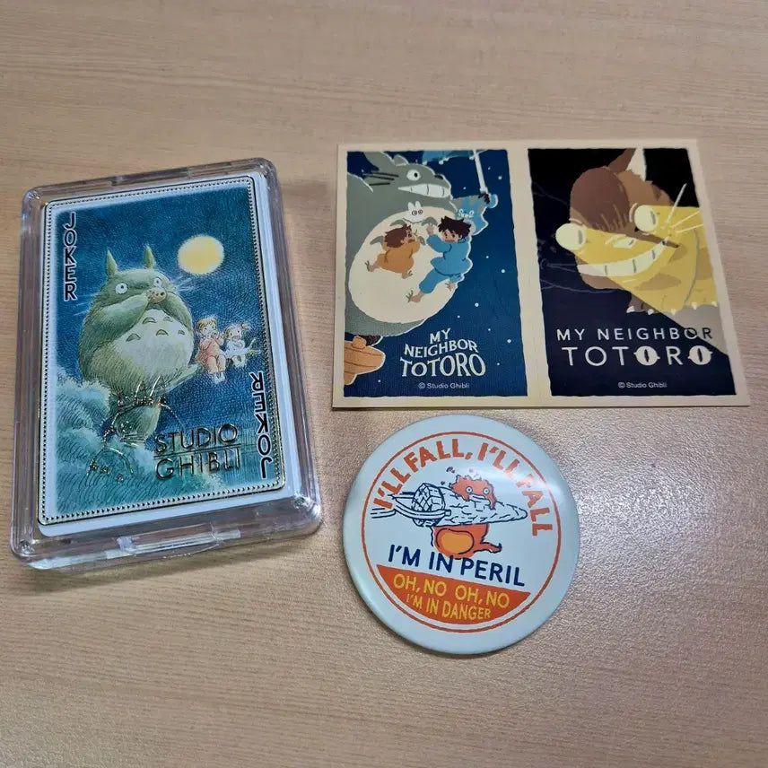 [BUNJANG] Studio Ghibli My Neighbor Totoro & Howl's Moving Castle Sticker, Badge, Card Bundle Set / 지브리 이웃집 토토로, 하울의 움직이는 성 (스티커, 뱃지, 카드