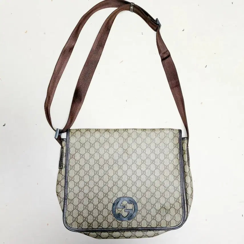 [BUNJANG] Gucci Crossbody Bag / Briefcase / 구찌 크로스백/크로스백/서류가방/일싼
