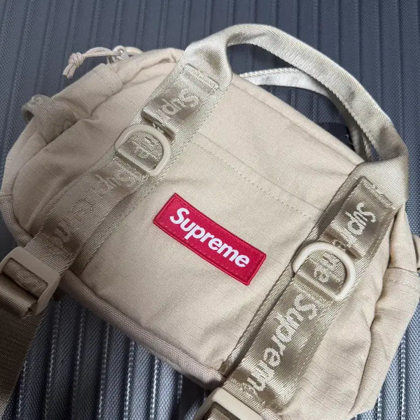 [BUNJANG] Supreme Mini Duffle Bag Tan 26SS / 슈프림 미니 더플백 탄 - 26SS