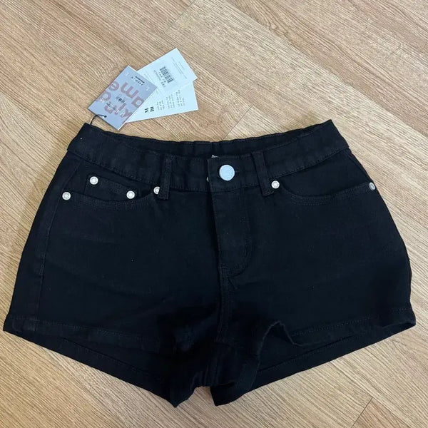 [BUNJANG] KindaMe Low Waist Black Shorts with Hip Volume Enhancement (Size S) / 카인다미 골반볼륨업 로우웨스트 블랙 숏팬츠 골반뽕 청바지