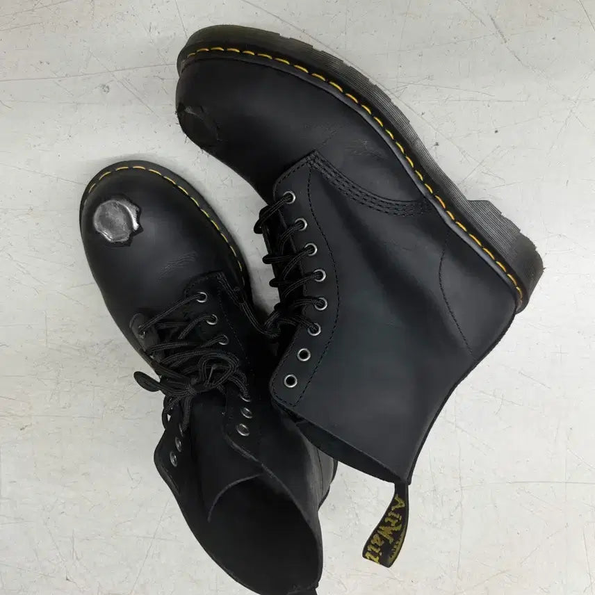 [BUNJANG] Dr. Martens Pascal 8-Eye Boots Crazy Horse Leather / (290) 닥터마틴 파스칼 MT 1460