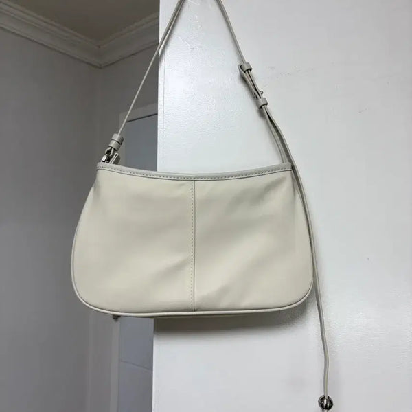 [BUNJANG] OSTKAKA City Mini Shoulder Bag (Ivory) / 오스트카카 시티미니숄더백 (아이보리)