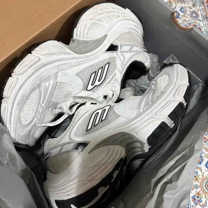 [BUNJANG] Balenciaga 10XL Sneakers Size 44 / 발렌시아가 10xl 44