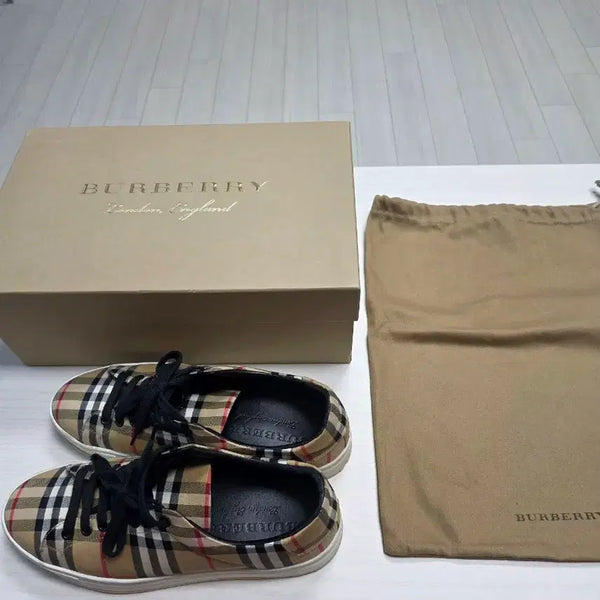 [BUNJANG] Burberry Check Low Sneakers / 버버리 체크 로우 스니커즈