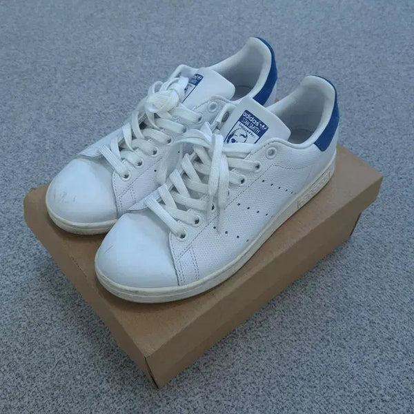 [BUNJANG] Adidas Sneakers / 240 아디다스 스니커즈/일반 운동화 | 0626C32