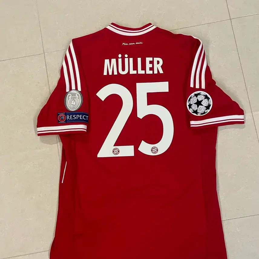 [BUNJANG] Bayern Munich Thomas Müller 2012-13 Champions League Final Jersey (Intl. M) / 13-14 바이에른 뮌헨 뮐러 챔스결승 킷