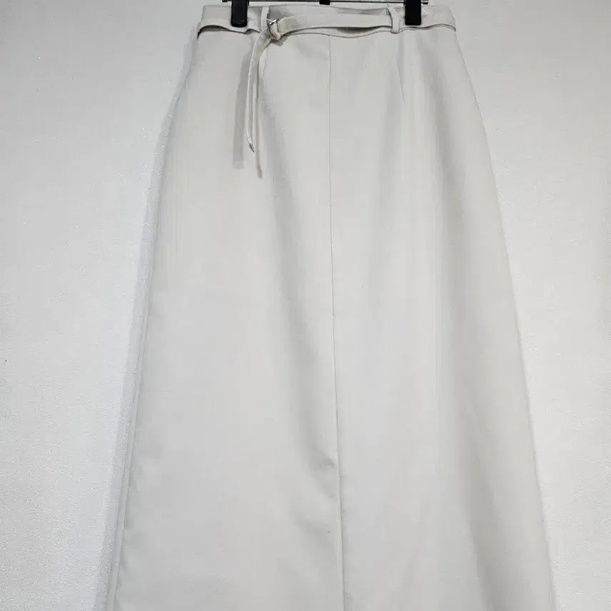 [BUNJANG] Back Slit Maxi Skirt - Ivory / 뒷트임 맥시 스커트 아이보리