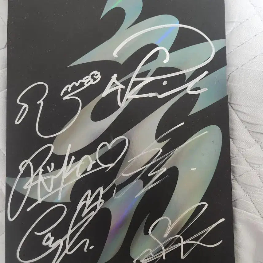 [BUNJANG] BABYMONSTER Baby Monster 3rd Mini Album 'CHOOM' Hand-Signed Album / 베이비몬스터 춤 CHOOM 친필 싸인 앨범 ㅂㅁ 판매 양도