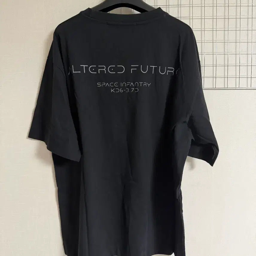 [BUNJANG] Altered Future Back Lettering Short Sleeve T-Shirt Black / AF2] 얼터드퓨처 백레터링 반팔 티셔츠 블랙