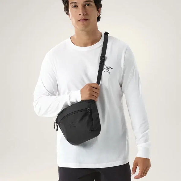 [BUNJANG] Arc'teryx Crossbody Bag Black / 아크테릭스 크로스백 블랙