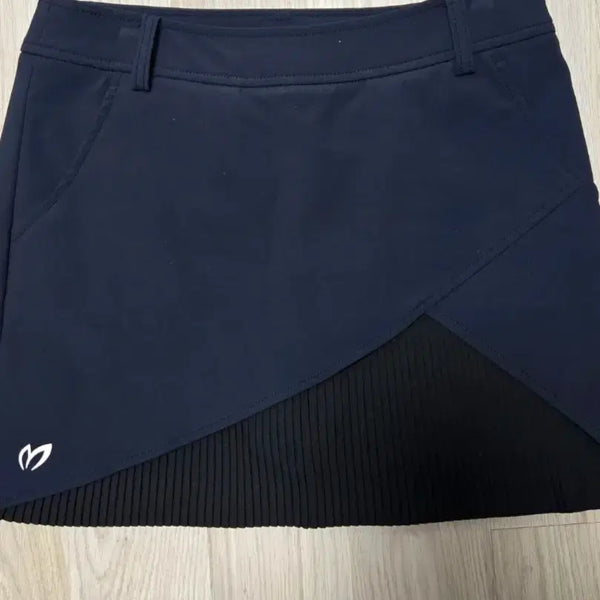 [BUNJANG] Master Bunny Women's Pleated Golf Skirt / 마스터바니 여성 골프 치마