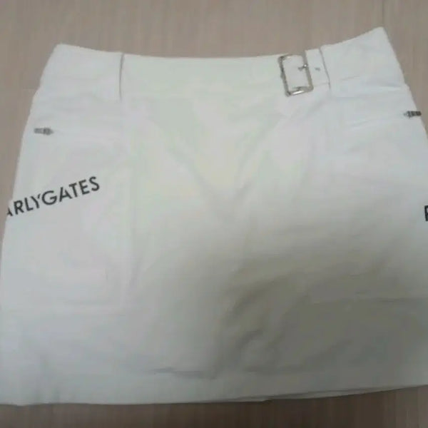 [BUNJANG] 2023 Golf Skirt White / 파리게이츠 골프스커트 화이트