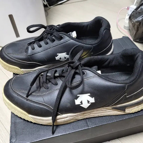 [BUNJANG] Descente Black Sneakers 265mm / 데상트 운동화 검정색 265mm 상태좋음