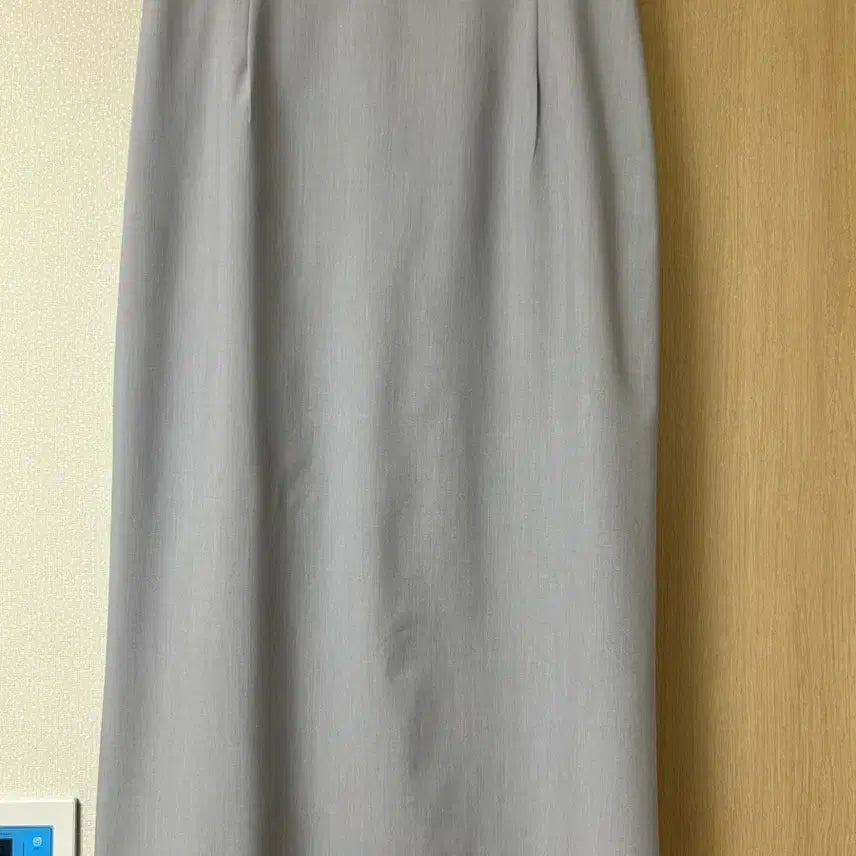 [BUNJANG] LaurenHi H-Line Midi Skirt L - Summer Gray / 1회착 L 로렌하이 여름용  H라인 스커트
