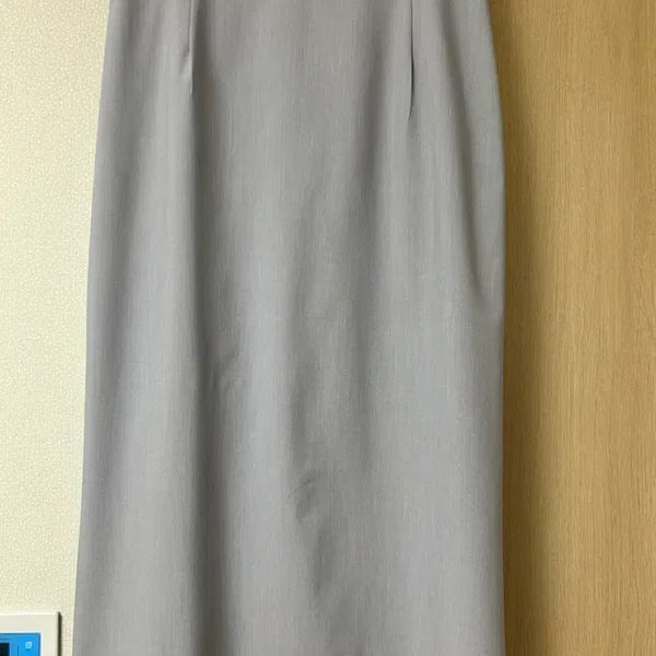 [BUNJANG] LaurenHi H-Line Midi Skirt L - Summer Gray / 1회착 L 로렌하이 여름용  H라인 스커트