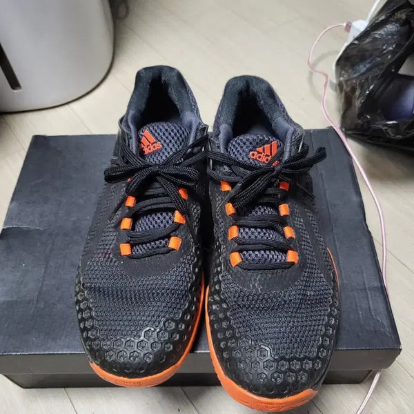 [BUNJANG] Adidas Running Shoes Black Orange 260mm / 아디다스 운동화 블랙 오렌지 260mm 상태매우좋음
