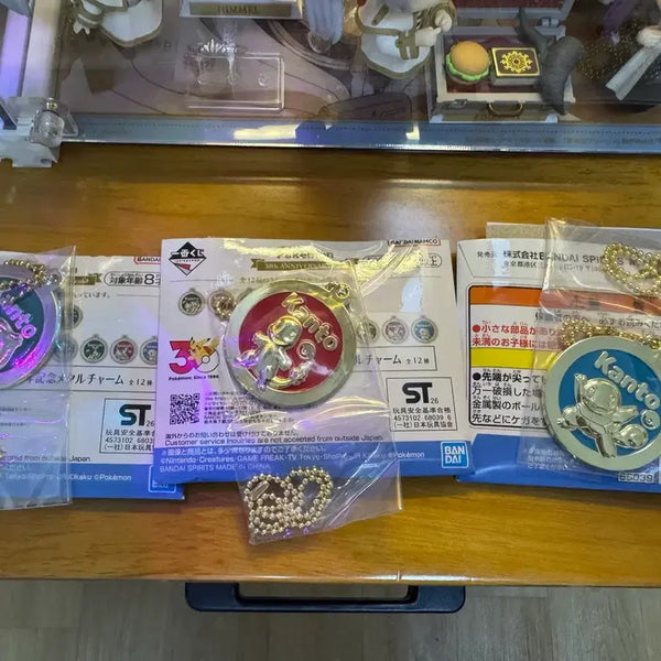 [BUNJANG] Ichiban Kuji Pokemon 30th Anniversary Lottery Prize C Squirtle, Charmander, Bulbasaur Metal Charm Set / 제일복권 포켓몬스터 30주년 j상 이상해씨 파이리 꼬부기