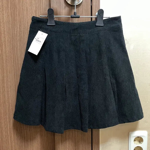 [BUNJANG] Black Corduroy Pleated Skirt - Winter Skirt (S) / 블랙 코로듀이 스커트 골덴 플리츠 스커트 겨울 치마 s