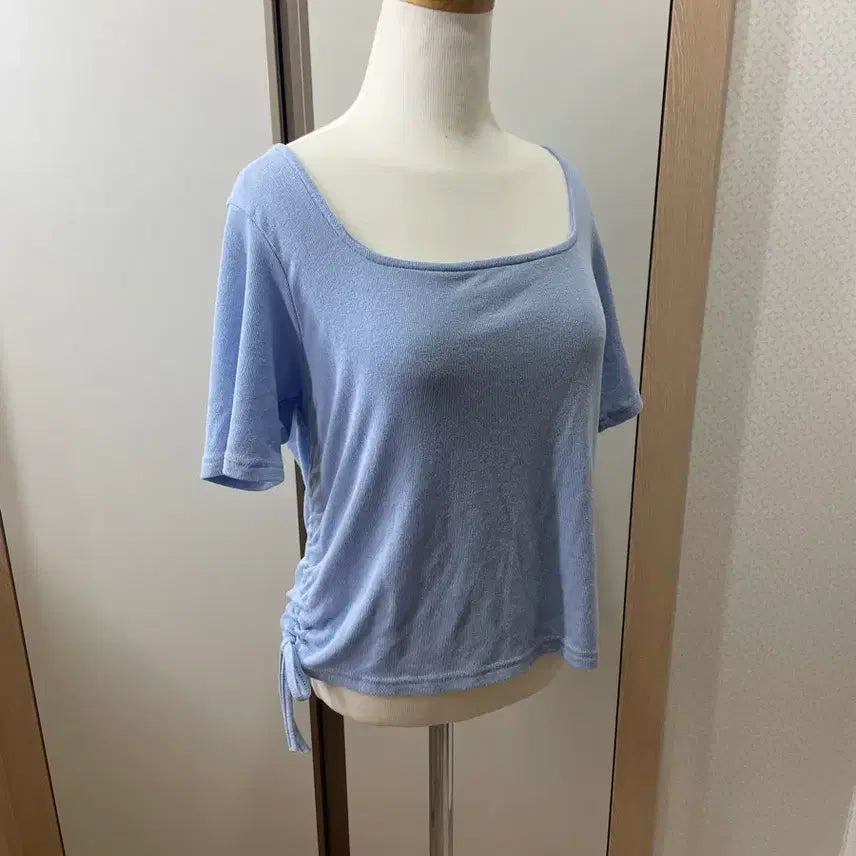[BUNJANG] Blue Stripe Shirring Short Sleeve Blouse / 수입 블루 스트라이프 셔링 반팔