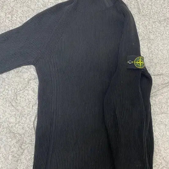 [BUNJANG] Stone Island Black Turtleneck Knit Sweater L / 스톤아일랜드 블랙 터틀넥 니트