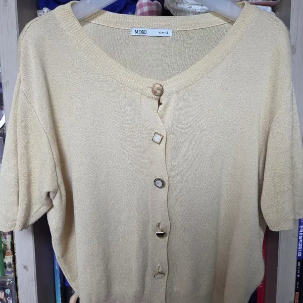 [BUNJANG] MIXXO Beige Button Knit Cardigan S / [세탁완료] 미쏘 베이지 버튼 니트 가디건 S