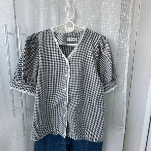 [BUNJANG] Check Pattern Lace Point Blouse / 체크 가디건 레이스 블라우스