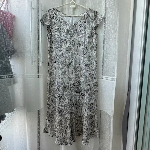 [BUNJANG] Vintage White Paisley Pattern Short Sleeve Maxi Dress / 빈티지 화이트 페이즐리 패턴 반팔 원피스