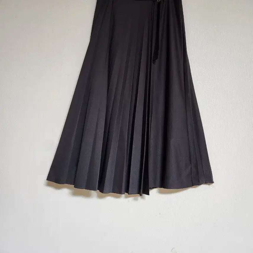 [BUNJANG] Massimo Dutti Pleated Wrap Long Skirt / 마시모두띠 플리츠 랩 롱롱 스커트27~28/M