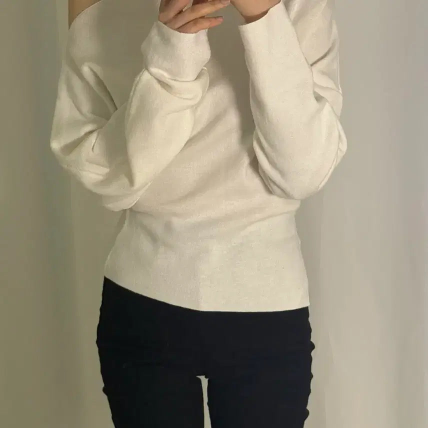 [BUNJANG] Off-Shoulder Knit Top / (새상품) 오프숄더 니트