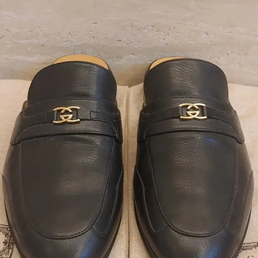 [BUNJANG] Gucci Loafer Mule Black Leather Gold Logo Size 265-270 / 구찌 로퍼 뮬 265~270 (백화점 정품)