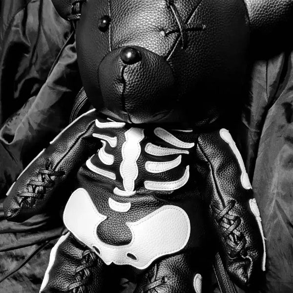 [BUNJANG] Gothic Punk Skull Teddy Bear Backpack Charm / 고스펑크 락시크 해골 스컬 곰돌이 가방 백팩 인형 가방 고전 y2k