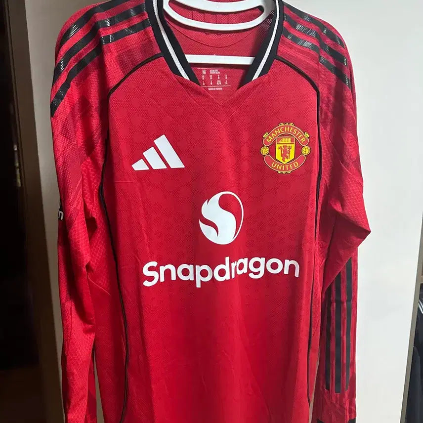 [BUNJANG] Manchester United 2025-26 Bruno Fernandes Authentic Long-Sleeve Jersey / 25-26 맨체스터 유나이티드 브루노 페르난데스 어센틱 긴팔 유니폼