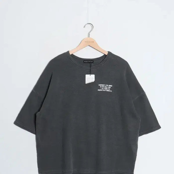 [BUNJANG] Unique Japanese Short-Sleeve T-Shirt / 유니크 일본 반팔 티셔츠