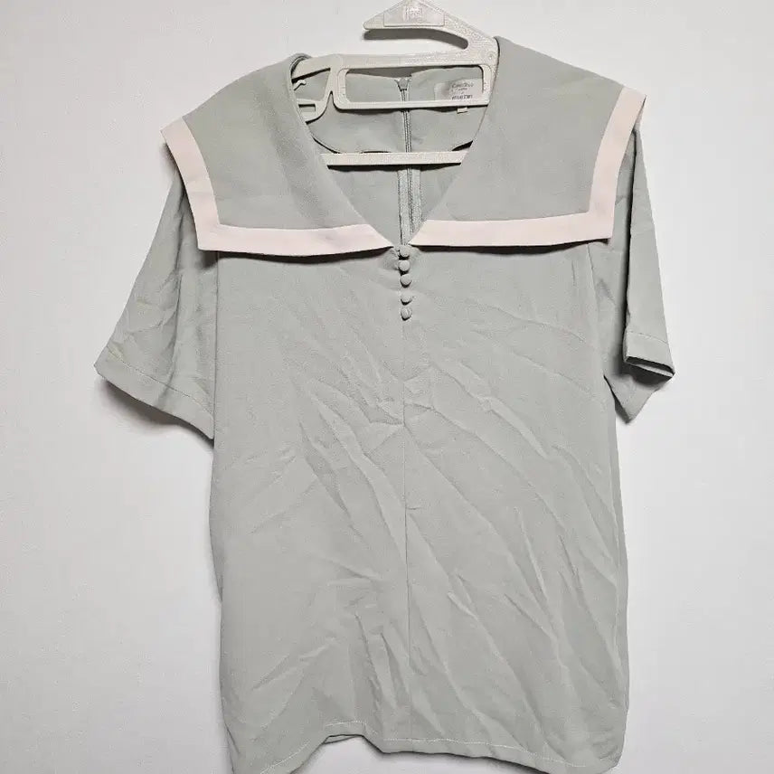 [BUNJANG] Celebshop x Collaboratory Sera Blouse / 셀럽샵 x 콜라보토리 세라 블라우스