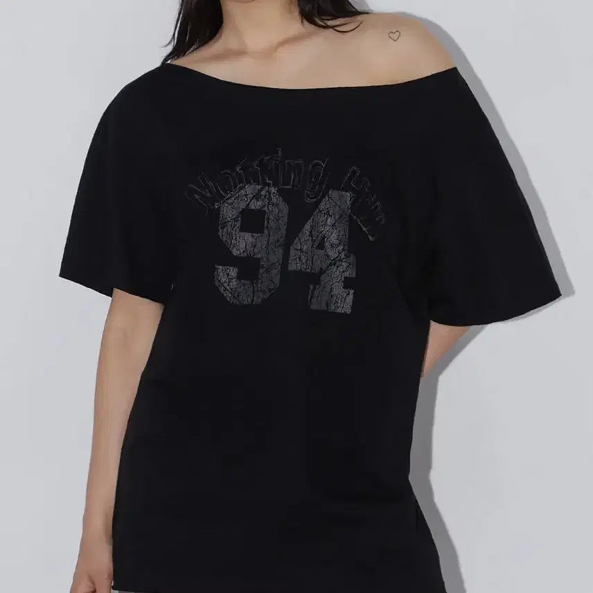 [BUNJANG] Chicks Notting Hill Feminine One Shoulder Short Sleeve Black / 새상품 칙스 노팅힐 페미닌 원숄더 반팔 블랙
